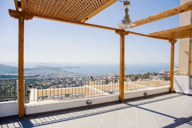 Classic maisonette with panoramic View