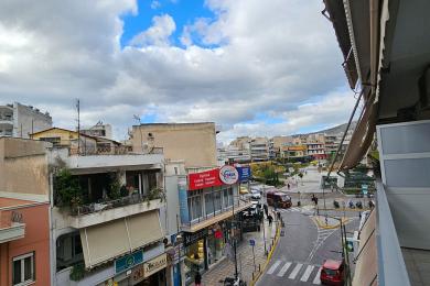 ΔΙΑΜΕΡΙΣΜΑ ΔΙΠΛΑ ΣΤΟ ΜΕΤΡΟ